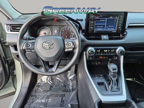Used 2021 Toyota RAV4 XLE FWD image 11