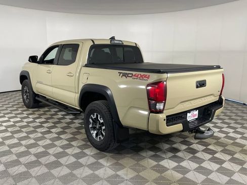 Used 2019 Toyota Tacoma TRD Off-Road AWD/4WD image 21