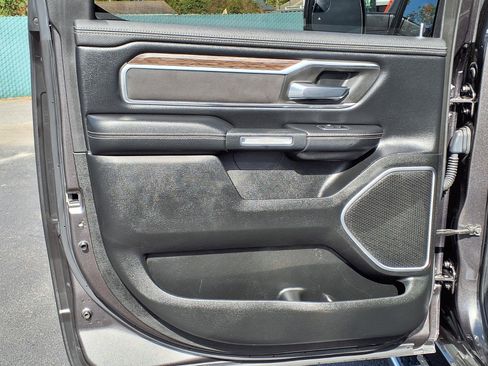 Used 2020 RAM 1500 Laramie image 18