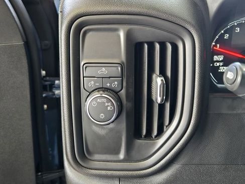 Used 2024 Chevrolet Silverado 1500 Custom image 31