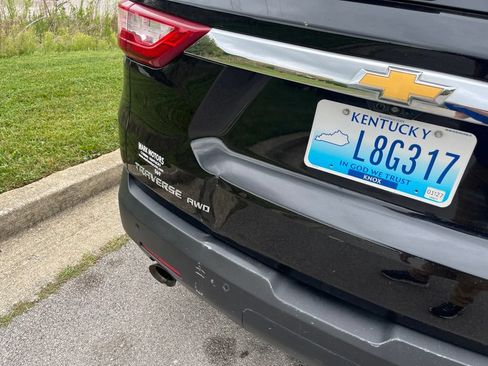 Used 2018 Chevrolet Traverse LT AWD/4WD image 13