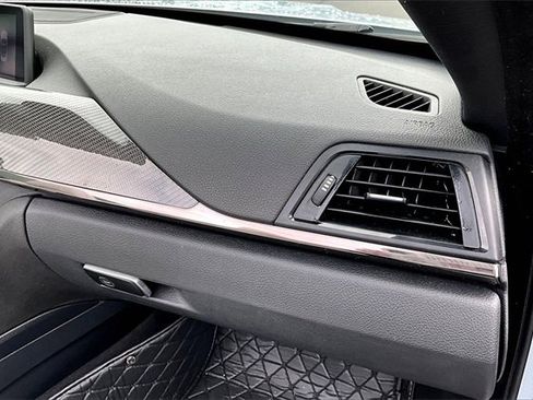 Used 2015 BMW M4 Convertible image 16