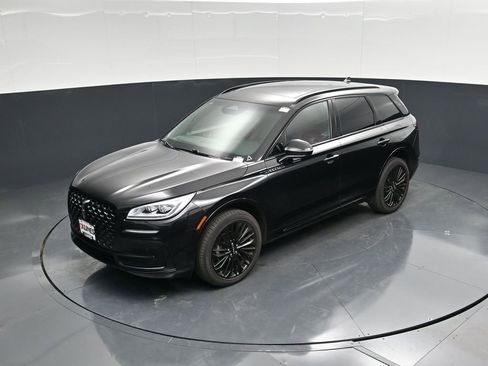 Used 2025 Lincoln Corsair Reserve w/ Jet Appearance Package image 54