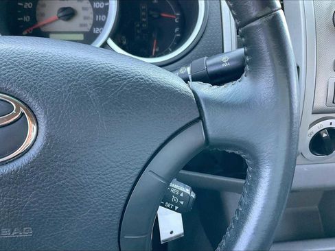Used 2007 Toyota Tacoma PreRunner image 24