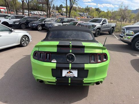Used 2013 Ford Mustang GT Premium w/ Electronics Pkg RWD image 6