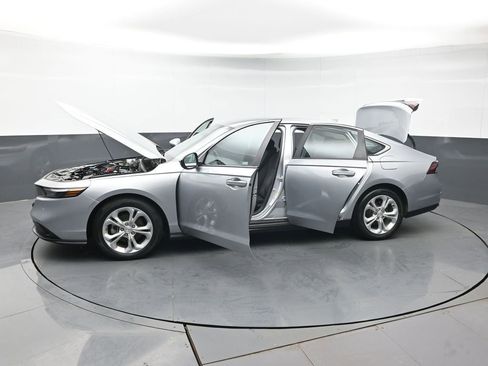 Certified 2024 Honda Accord LX image 41