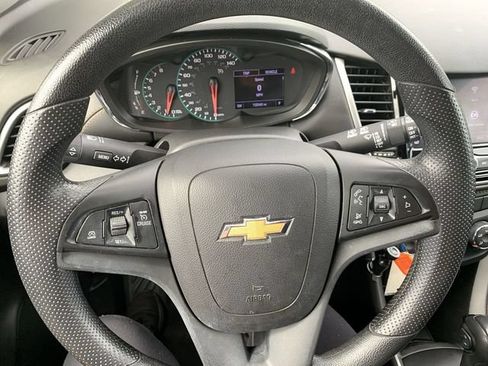 Used 2020 Chevrolet Trax LS w/ Tint and Cruise Package FWD image 19