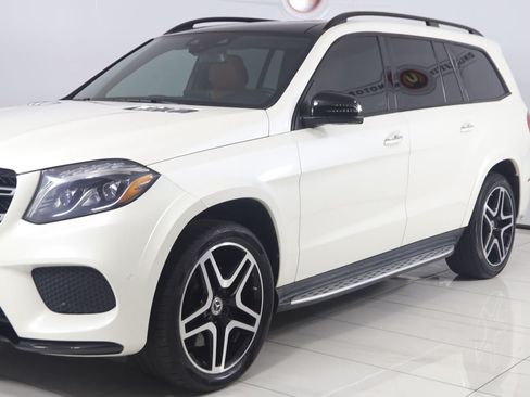 Used 2019 Mercedes-Benz GLS 550 4MATIC w/ Driver Assistance Package image 56