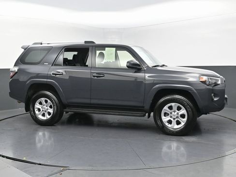 Used 2024 Toyota 4Runner SR5 image 6