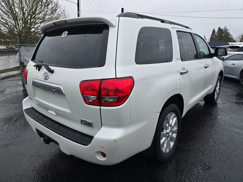Used 2009 Toyota Sequoia Platinum image 5