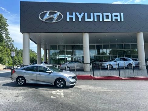 Used 2019 Honda Civic LX image 1