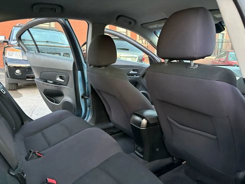 Used 2012 Chevrolet Cruze LT w/ RS Package image 17