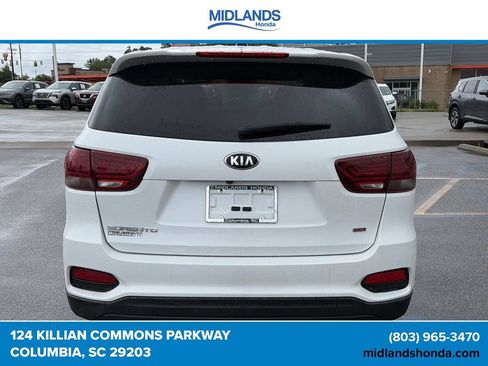 Used 2019 Kia Sorento FWD image 5