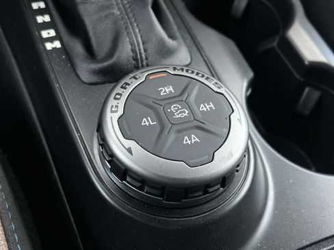 Used 2022 Ford Bronco Outer Banks AWD/4WD image 30