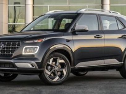 Used 2022 Hyundai Venue Limited w/ Cargo Package