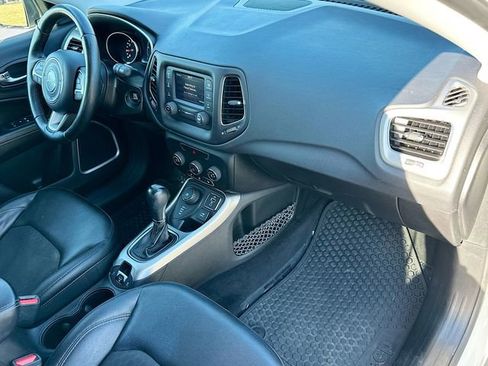 Used 2018 Jeep Compass Latitude w/ Cold Weather Group image 27