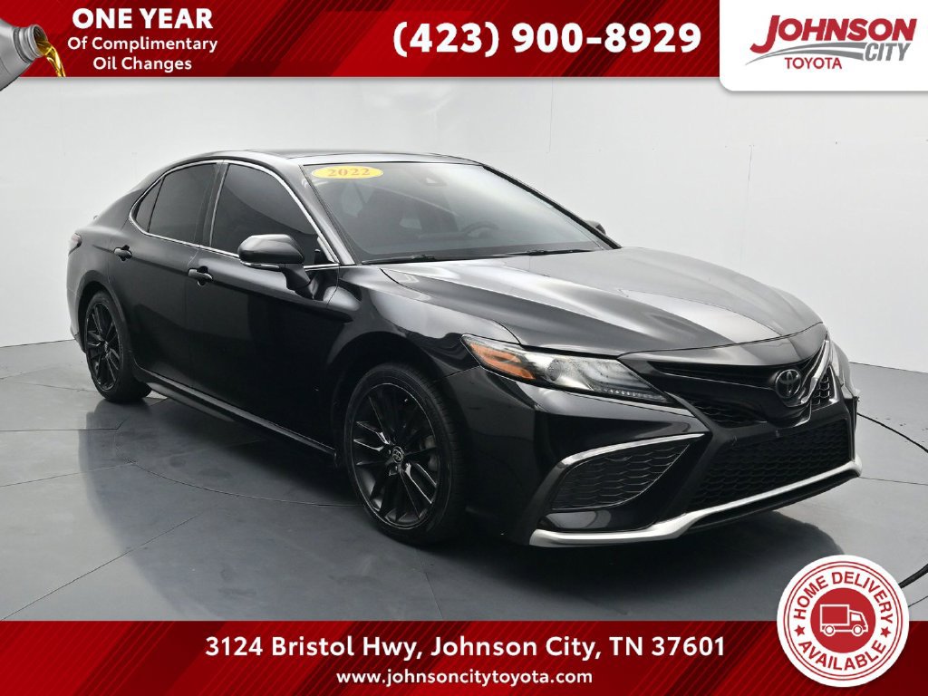Used 2022 Toyota Camry XSE w/ Cold Weather Package AWD/4WD image 1