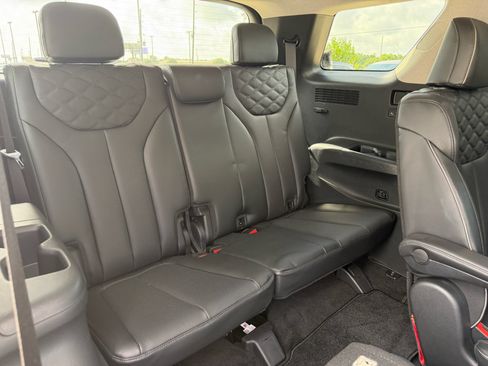 Used 2021 Hyundai Palisade Limited FWD image 26