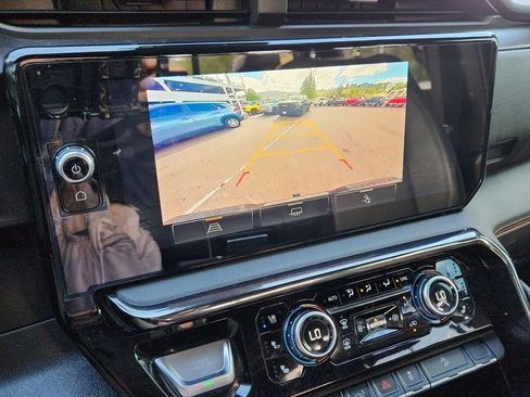 Used 2022 GMC Sierra 1500 AT4 w/ AT4 Preferred Package image 25