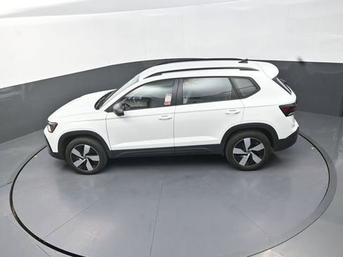 Used 2025 Volkswagen Taos S AWD/4WD image 14