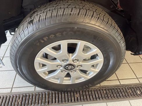 Used 2026 Toyota Tacoma SR AWD/4WD image 5