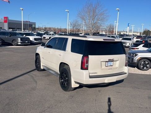 Used 2015 GMC Yukon SLT image 3