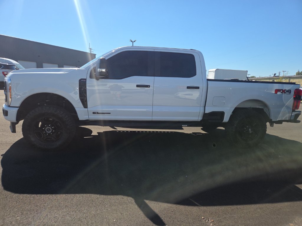 Used 2024 Ford F250 XL w/ STX Appearance Package AWD/4WD image 7