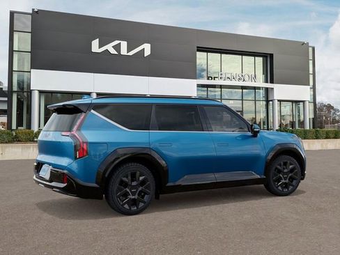New 2026 Kia EV9 Land w/ Nightfall Edition Package image 7