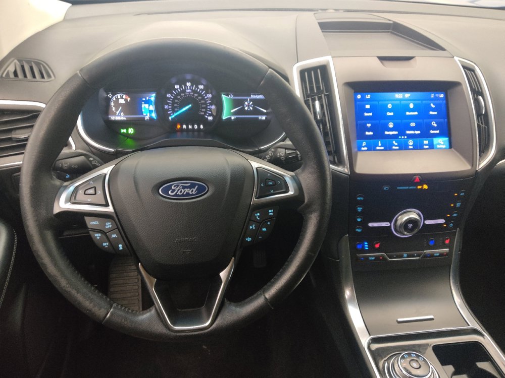 Used 2020 Ford Edge Titanium w/ Equipment Group 301A FWD image 22