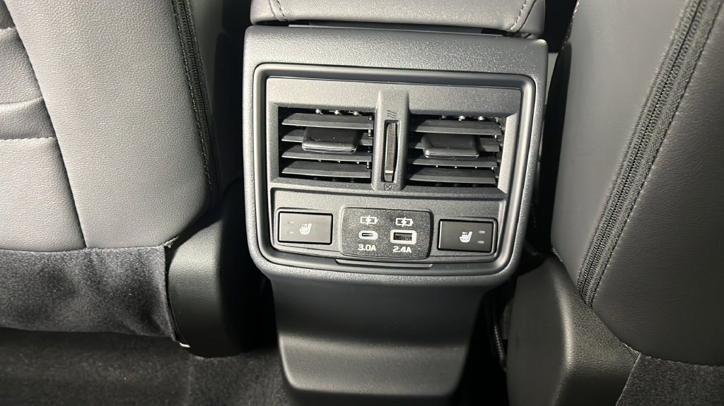 New 2026 Subaru Outback Limited AWD/4WD image 21