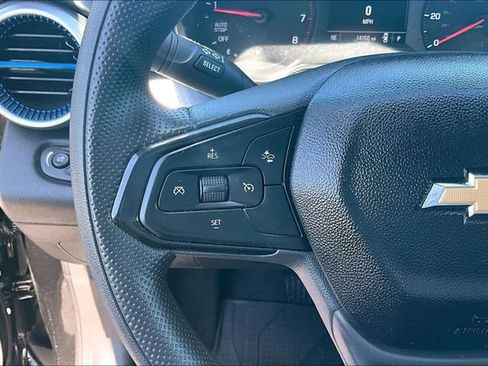 Used 2024 Chevrolet Trax LS FWD image 18