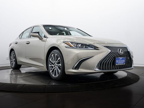 Used 2021 Lexus ES 250 w/ Premium Package image 1
