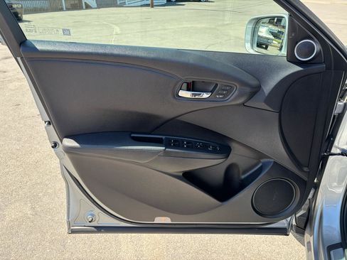 Used 2017 Acura RDX AWD w/ Advance Package image 16