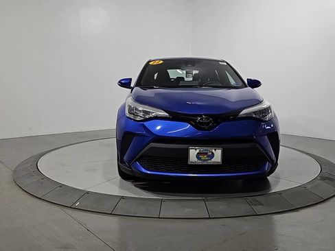 Used 2022 Toyota C-HR XLE FWD image 9