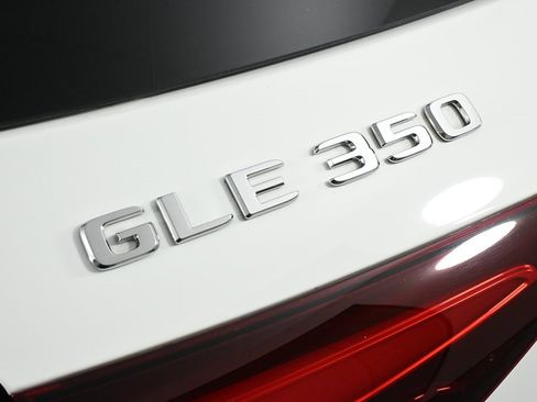Certified 2025 Mercedes-Benz GLE 350 4MATIC image 28