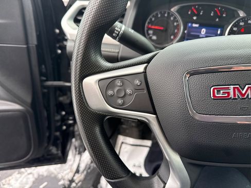 Used 2022 GMC Acadia SLE w/ Driver Convenience Package image 29