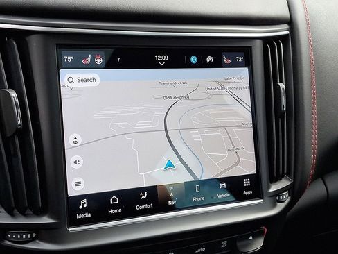 Certified 2022 Maserati Levante GT image 14