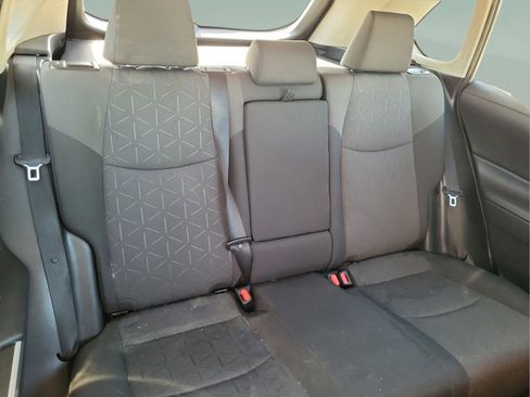 Used 2019 Toyota RAV4 XLE image 17