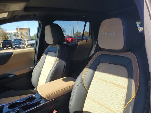 New 2026 Chevrolet Equinox ACTIV w/ Convenience Package III image 15