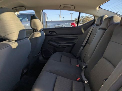 Used 2024 Nissan Altima 2.5 SV image 11