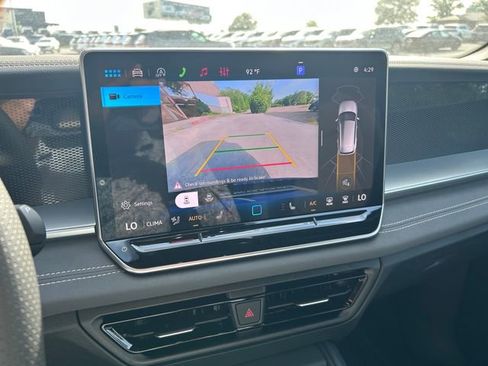 New 2026 Volkswagen Tiguan SE R-Line FWD image 16