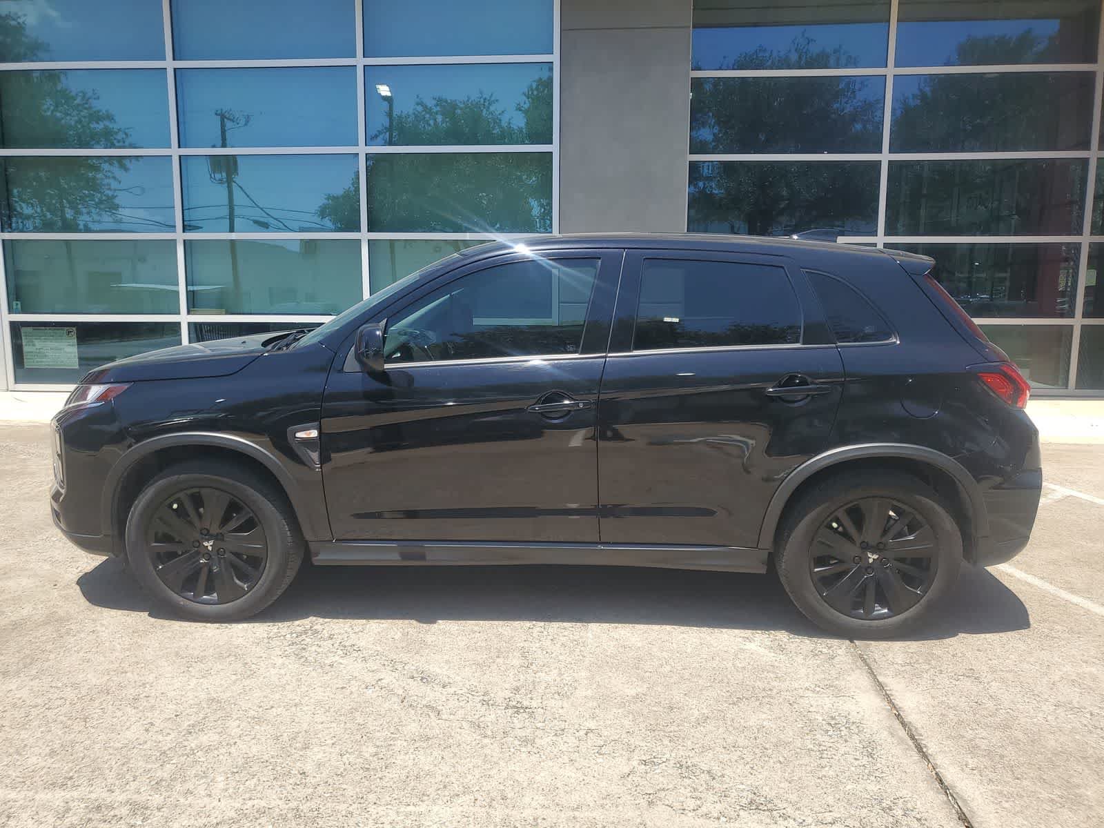 Used 2023 Mitsubishi Outlander Sport LE AWD/4WD image 3
