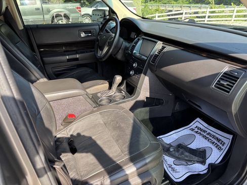 Used 2013 Ford Flex SEL FWD image 7