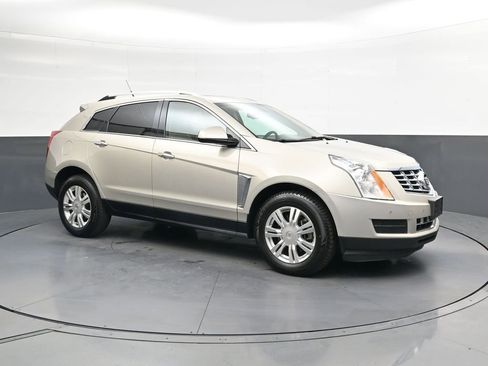 Used 2014 Cadillac SRX Luxury w/ Driver Awareness Package FWD image 3