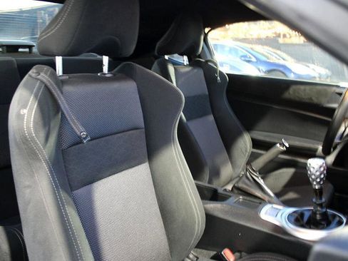 Used 2017 Toyota 86 image 15