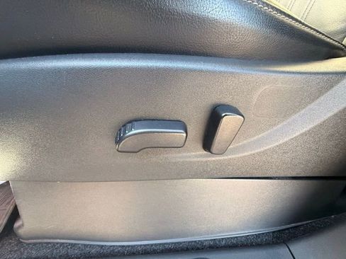 Certified 2024 Nissan Frontier SL w/ Technology Package image 15