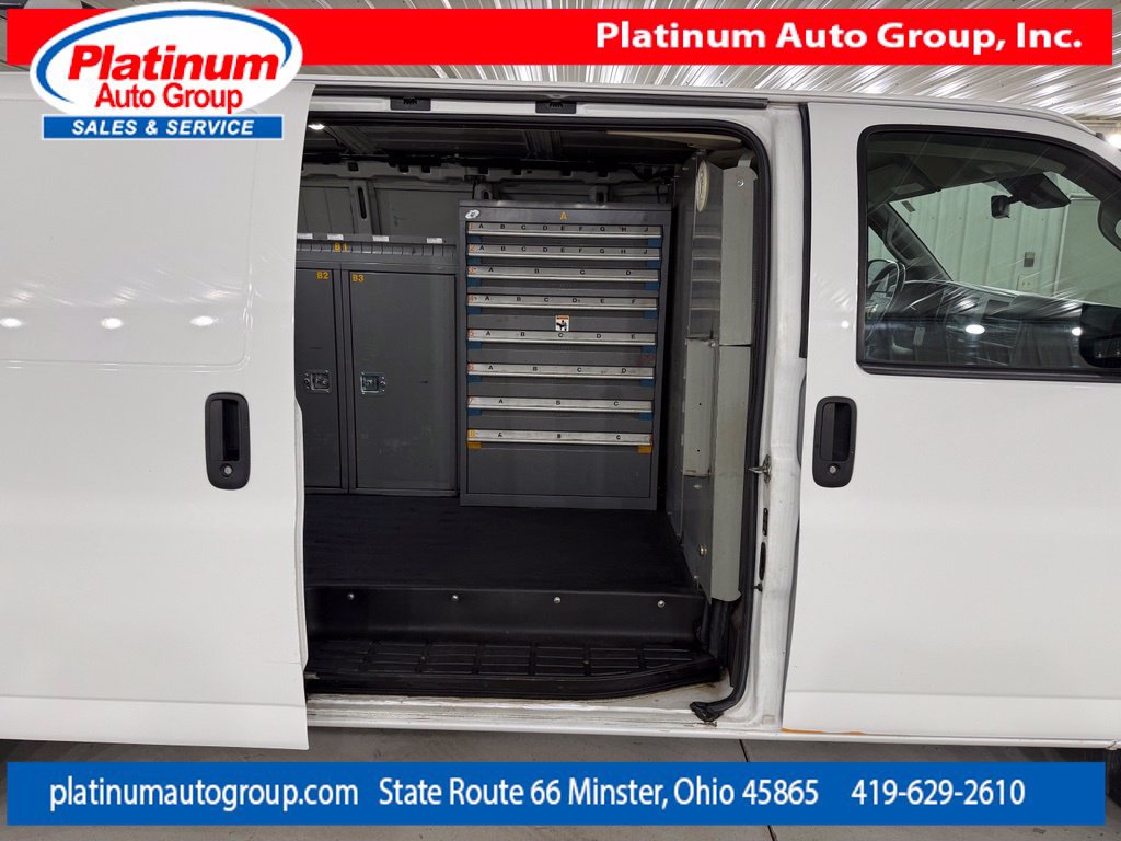 Used 2020 Chevrolet Express 3500 Extended w/ Driver Convenience Package RWD image 33