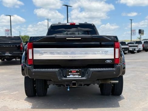 Used 2021 Ford F450 Platinum w/ FX4 Off-Road Package AWD/4WD image 6