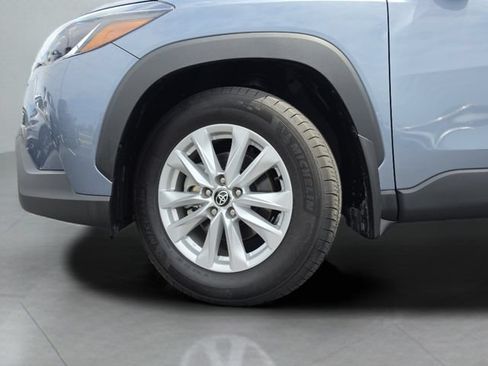 Used 2023 Toyota Corolla Cross LE FWD image 42
