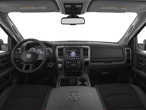 Used 2014 RAM 1500 Laramie w/ Convenience Group AWD/4WD image 10